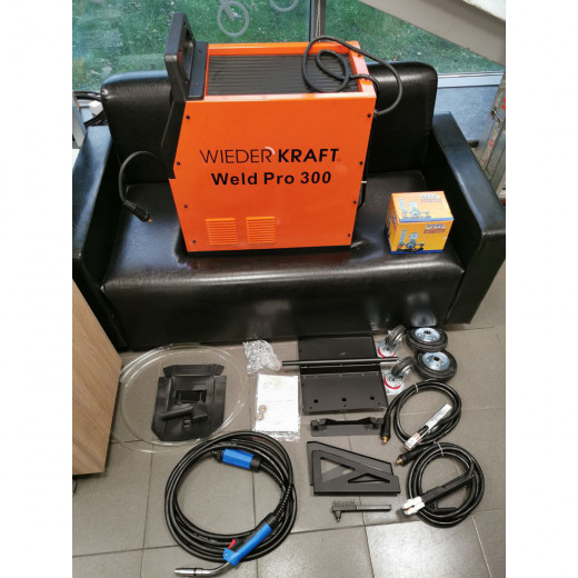 WELD Pro 300 (УЦЕНКА) Сварочный аппарат инверторный 300A, 380В MIG/MAG/MMA/Lift TIG с горелкой 24AK фото, характеристики